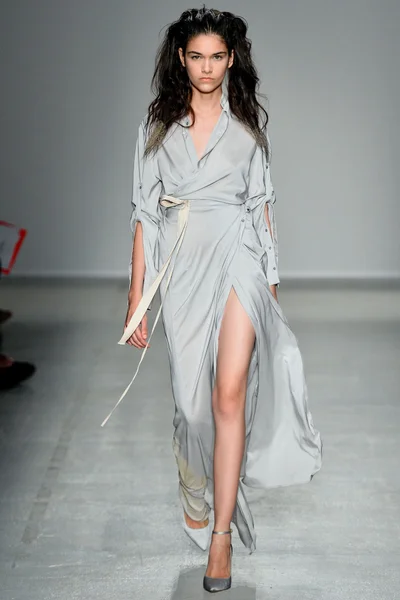 Look 4